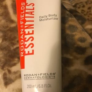 Rodan and Fields Daily Moisturizer